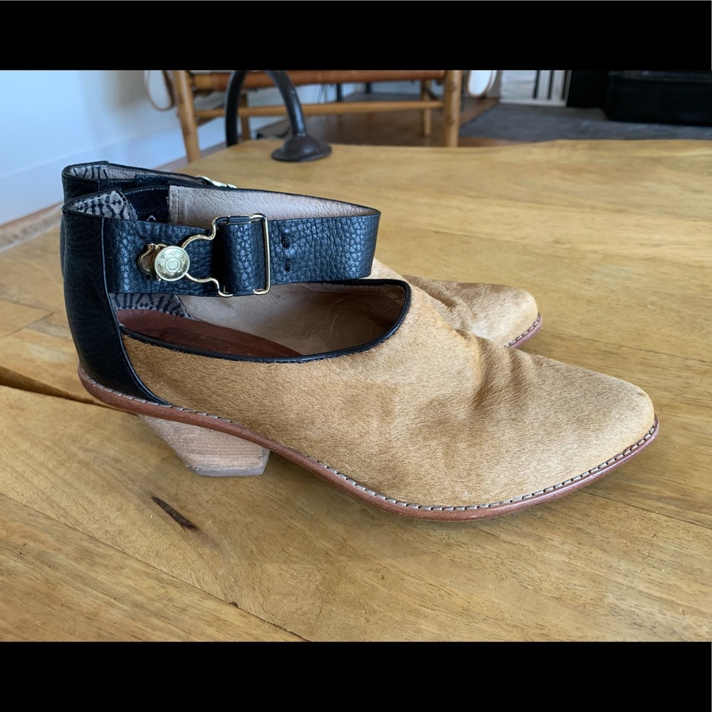 Ankle mules